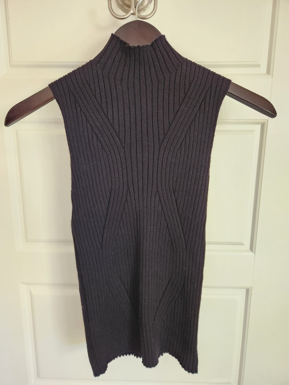 Active USA Sleeveless Black Ribbed Mock Neck Sweater